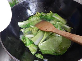 白菜豆腐丸子汤的做法步骤3