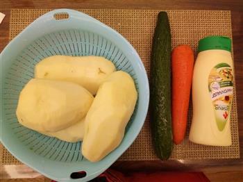 日式土豆泥沙拉的做法步骤1