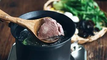 牛肉薯粉砂锅的做法步骤1