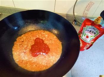 意大利番茄肉酱面的做法步骤2