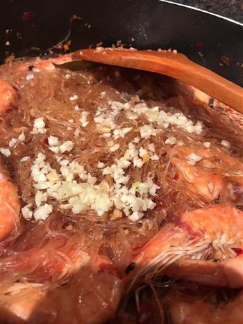 川式蒜蓉粉丝虾的做法步骤9