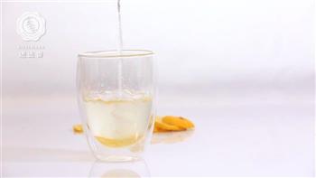 石榴柠檬蜂蜜水-迷迭香的做法步骤5