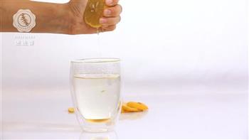 石榴柠檬蜂蜜水-迷迭香的做法步骤6