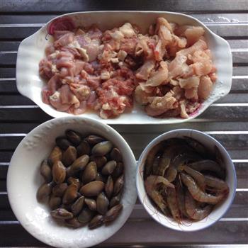 海鲜猪肉粥的做法图解1