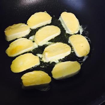 焦香鸡蛋馒头片的做法步骤4