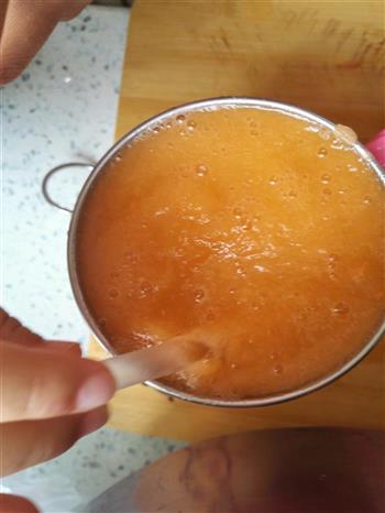芹菜胡萝卜苹果汁的做法步骤8