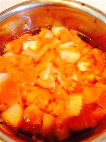 暖心又暖胃-番茄牛腩汤的做法图解2