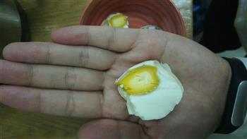 腌鸡蛋的做法步骤6