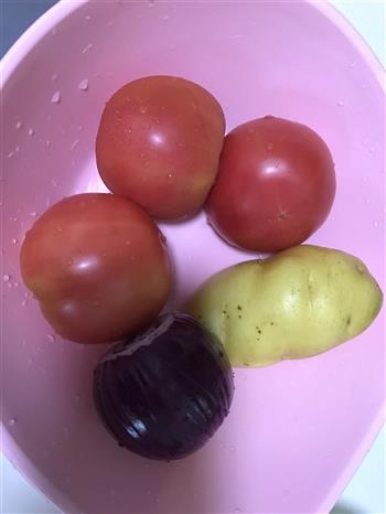 西红柿土豆炖牛腩的做法步骤2