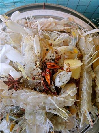 一锅出-清蒸紫苏梭子蟹&皮皮虾-附沾料的做法步骤4