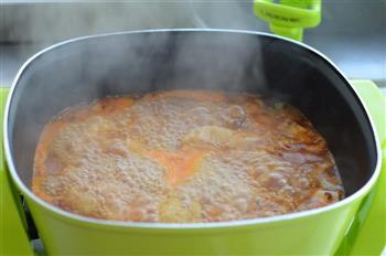 辣白菜海鲜锅的做法步骤3