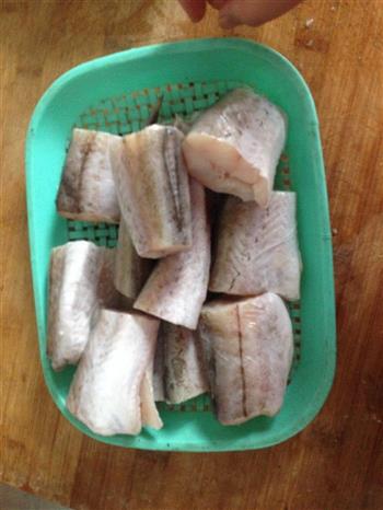 鳕鱼炖豆腐的做法步骤2