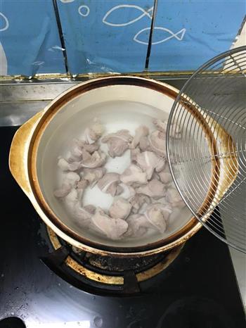 海带脆骨补钙汤的做法图解5