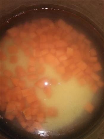 小米胡萝卜粥的做法步骤3