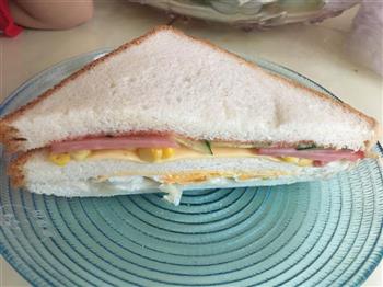 营养早餐三明治的做法图解1