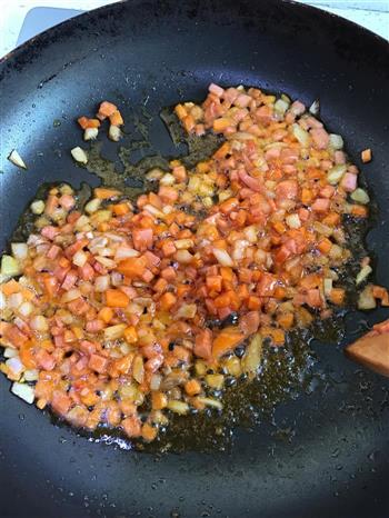 番茄蔬菜炒饭的做法步骤6