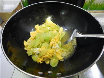 莴笋炒鸡蛋的做法步骤9