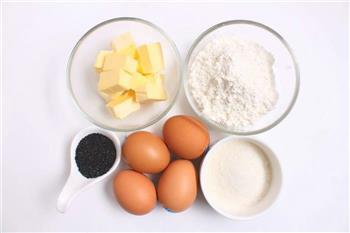 黄油黑芝麻蛋卷 宝宝健康食谱的做法步骤1
