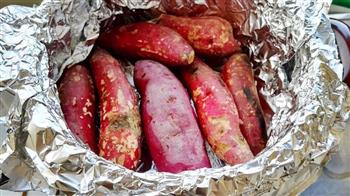 坤博砂锅烤红薯的做法步骤9