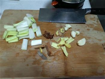 红烧排骨土豆的做法步骤2
