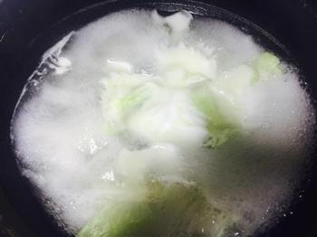 棒骨高汤蔬菜面的做法步骤3