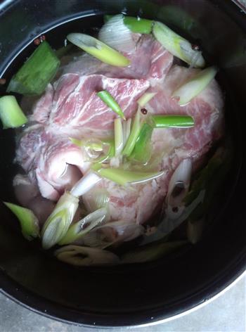 凉拌猪头肉的做法步骤1