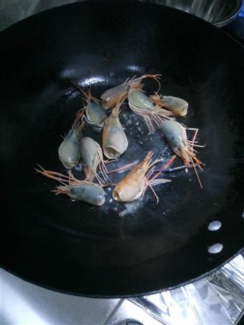 香酥虾球&虾头油炒饭&生菜虾头汤的做法步骤2