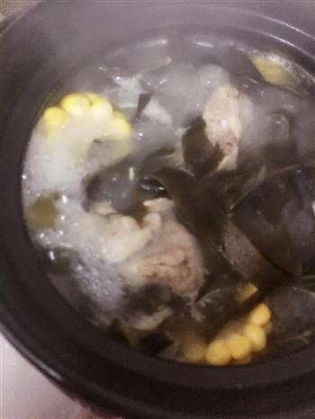 玉米海带排骨汤的做法图解5