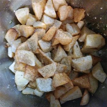 香酥排骨土豆的做法步骤4