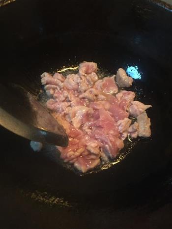 蒜苔炒肉的做法图解1