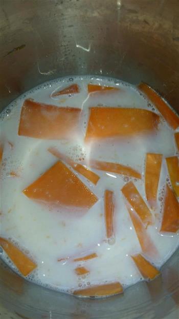 营养低脂奶香南瓜浓汤的做法图解4