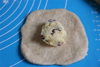 全麦蔓越莓奶酥夹心面包的做法步骤10