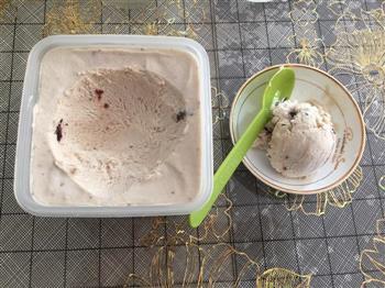 美味的自制冰淇淋的做法步骤11