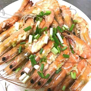 电饭锅蒜蓉虾的做法步骤7