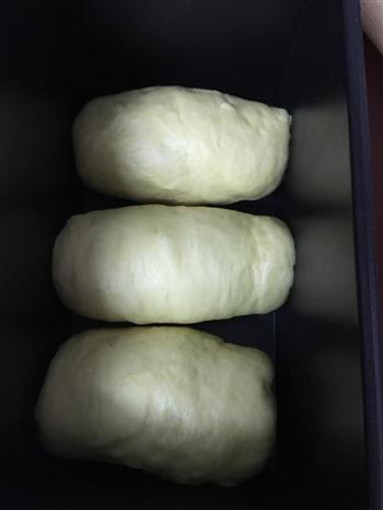 超软奶香面包的做法步骤9