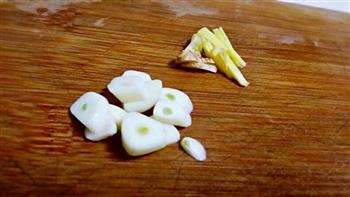 清香口菇白菜的做法图解3