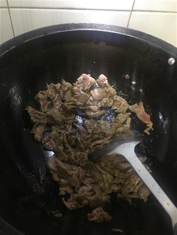 爆炒牛肉的做法步骤3