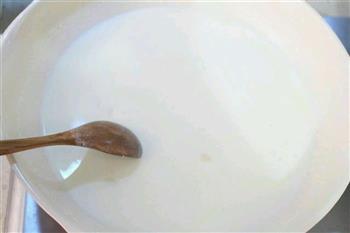 牛奶雞肉蘑菇湯的做法图解9