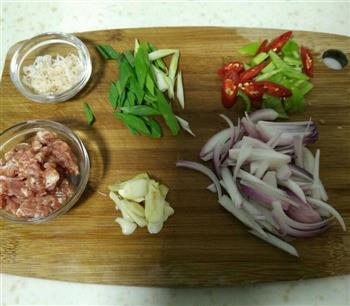 砂锅肉末茄子的做法步骤2