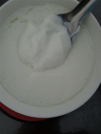 牛初乳羹的做法步骤2