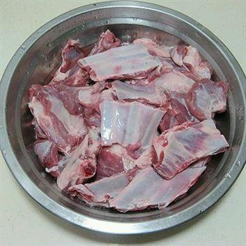 河南新乡特色名吃-红焖羊肉的做法图解1