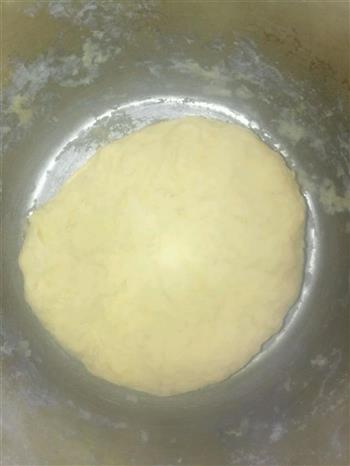 奶香黄油蜂蜜小面包的做法步骤2