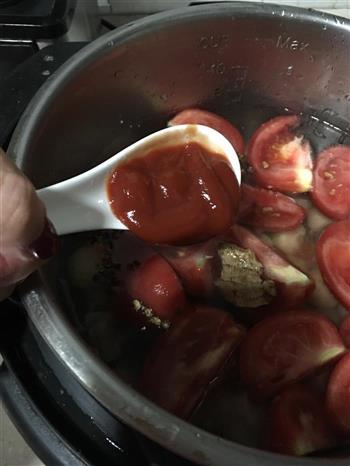番茄排骨汤的做法图解3