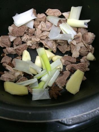 冬瓜羊肉汤的做法步骤7