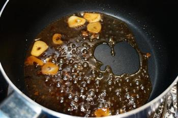 香煎鲽鱼猪肉蛋卷配蒜香蜂蜜汁的做法步骤10