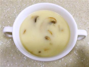 奶油蘑菇浓汤的做法步骤15