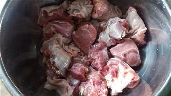 红参鹿茸炖羊肉的做法图解1