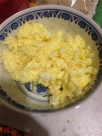 剁椒木耳炒鸡蛋的做法步骤3