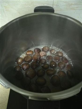 高压锅版糖炒板栗的做法步骤6