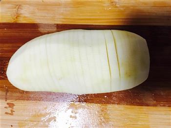 培根风琴土豆的做法步骤1